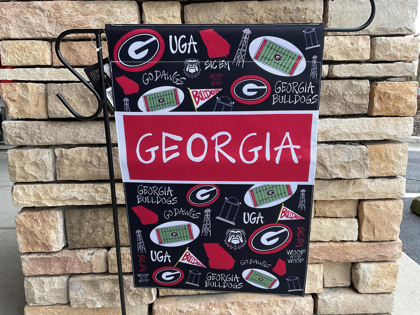 Magnolia Lane UGA Icon Garden Flag
