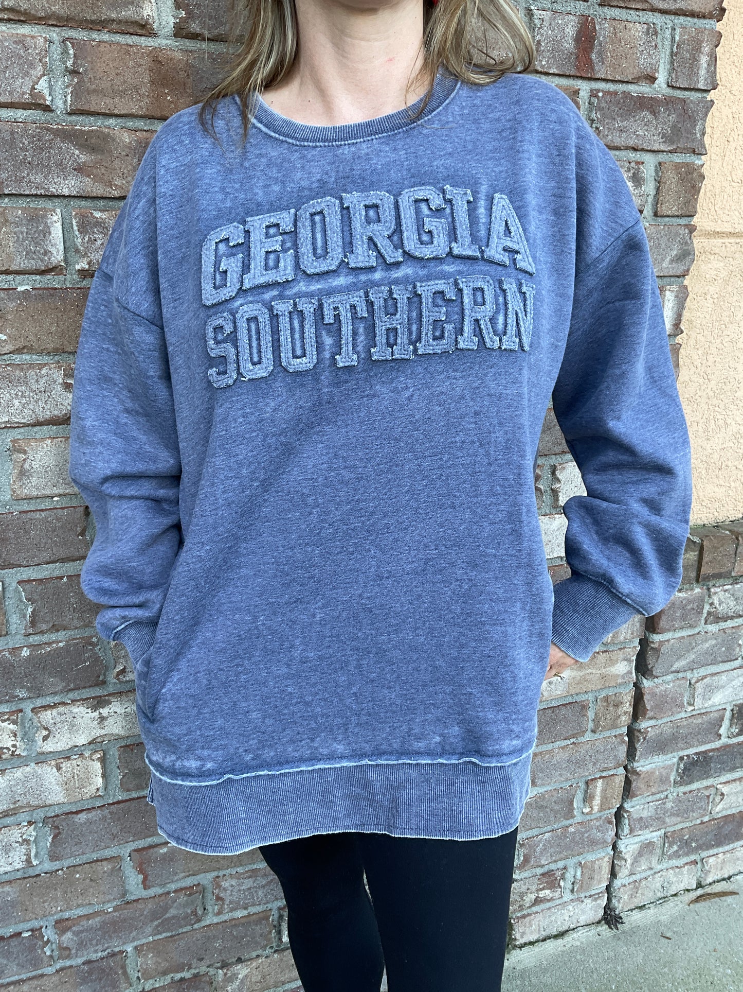Pressbox Georgia Southern Womens Marniville Long-Sleeve Crew-Neck Side-Split Pocketed Vintage Fleece