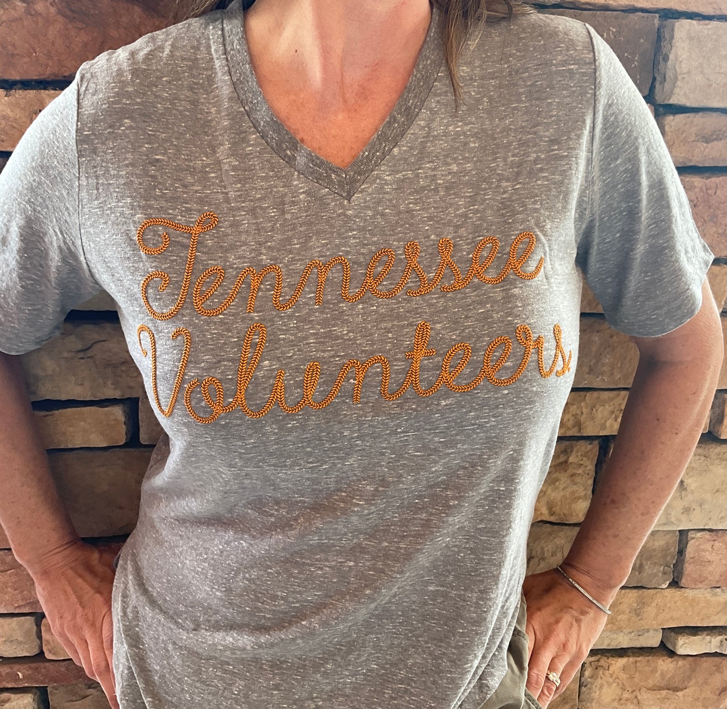 Pressbox Tennessee Chain Puff Womens V-Neck Shirt