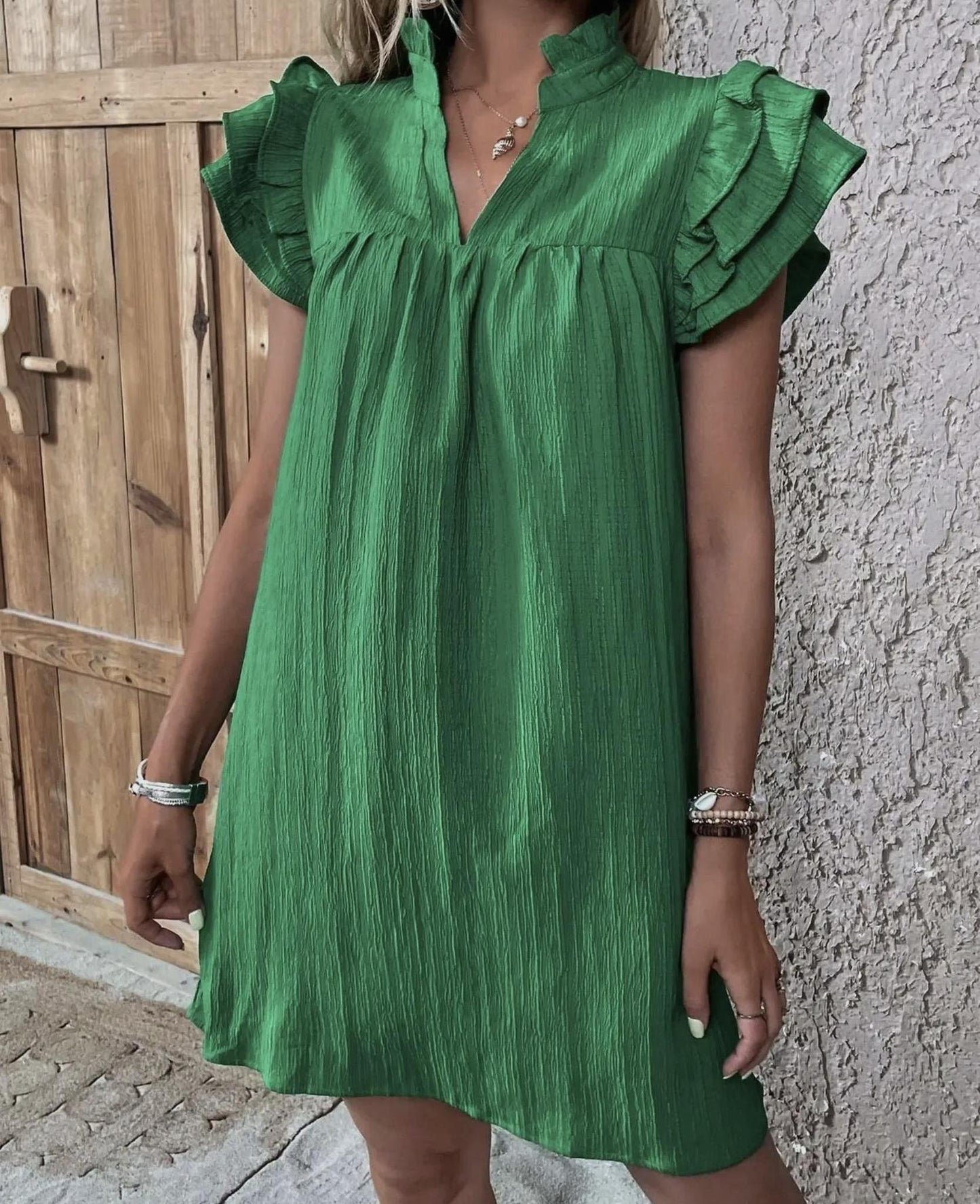 Lily Clothing Masters Green Ruffle Womens Sleeved Dress (UGA)