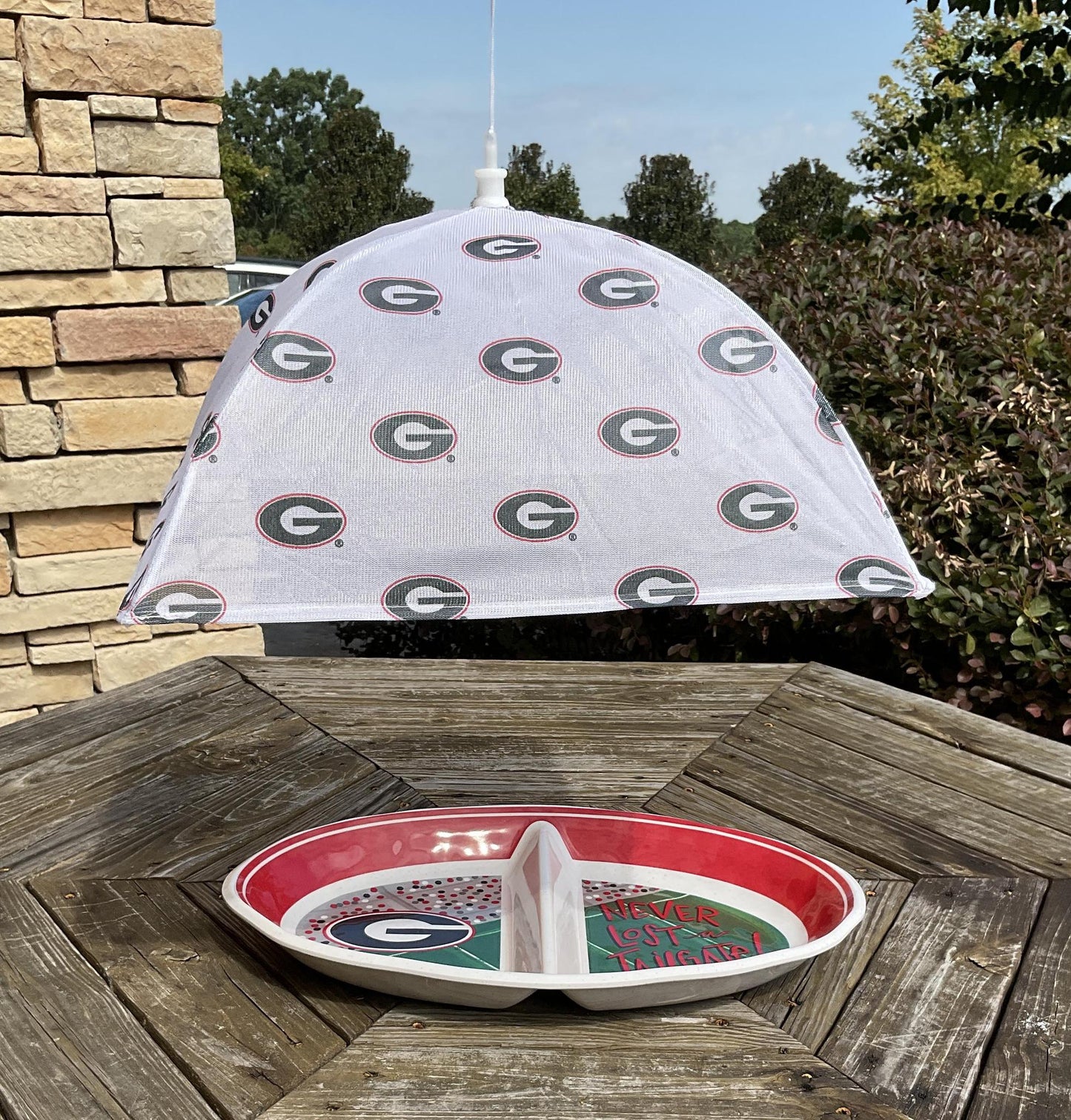 Pegasus Sports UGA Collapsible Mesh Food Tent 2pc