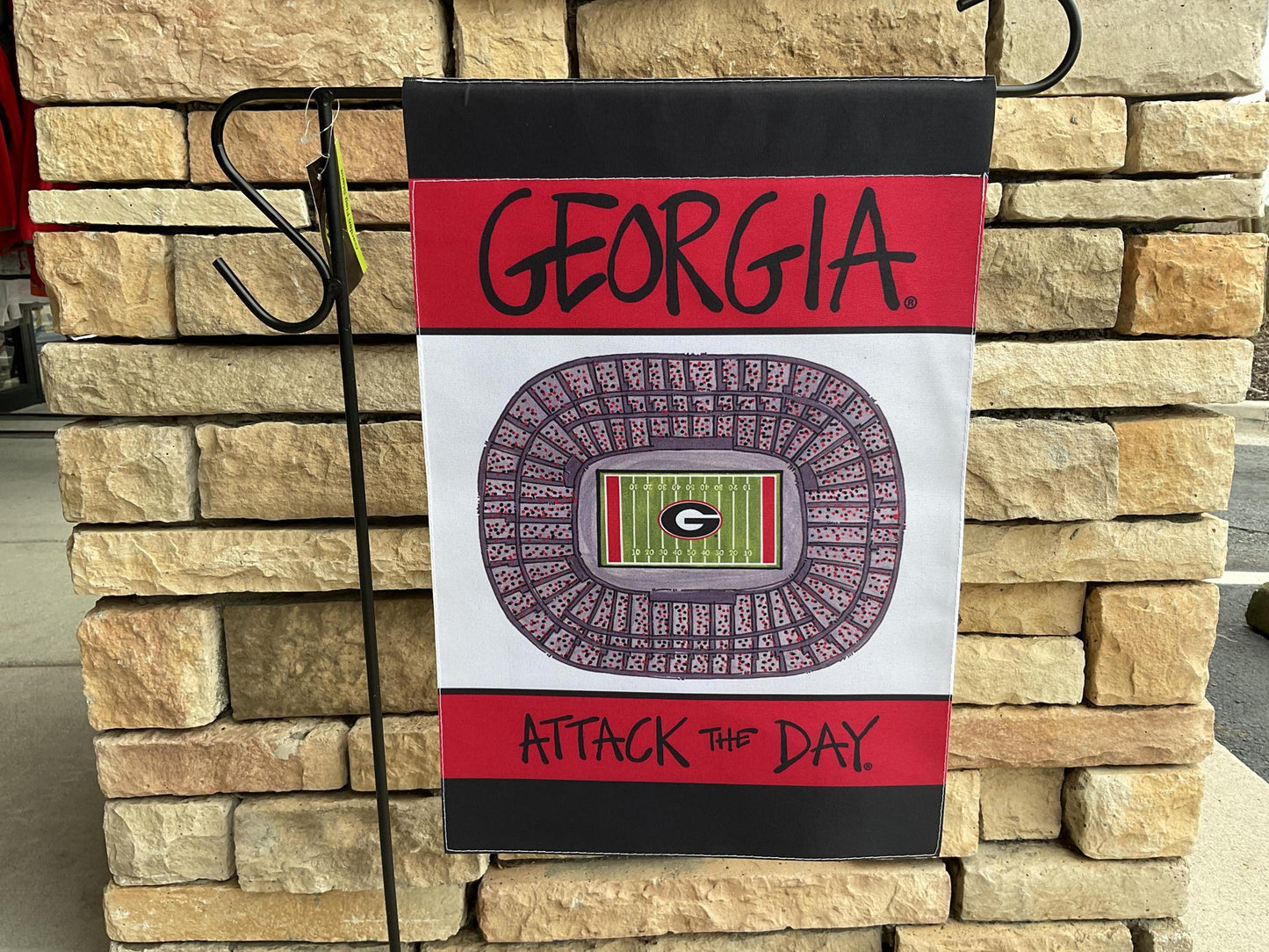 Magnolia Lane UGA Stadium Garden Flag